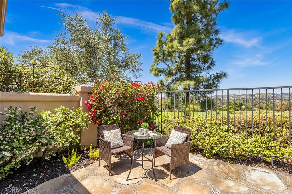 27209 Paseo Lomita