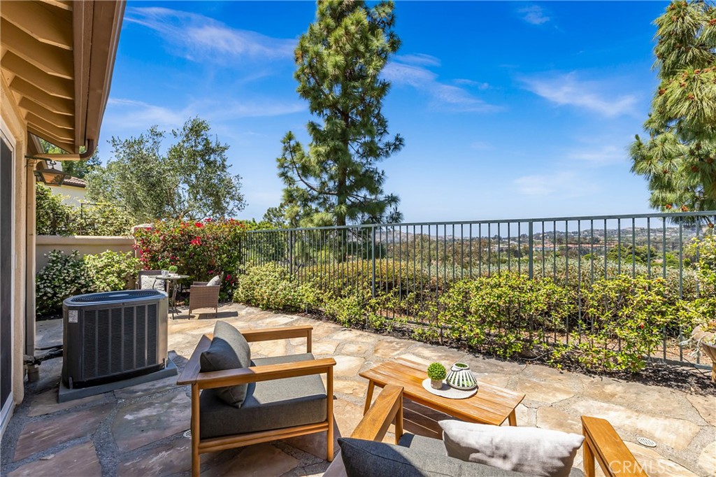 27209 Paseo Lomita
