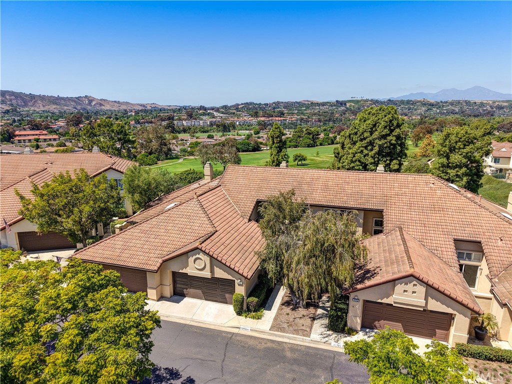 27209 Paseo Lomita