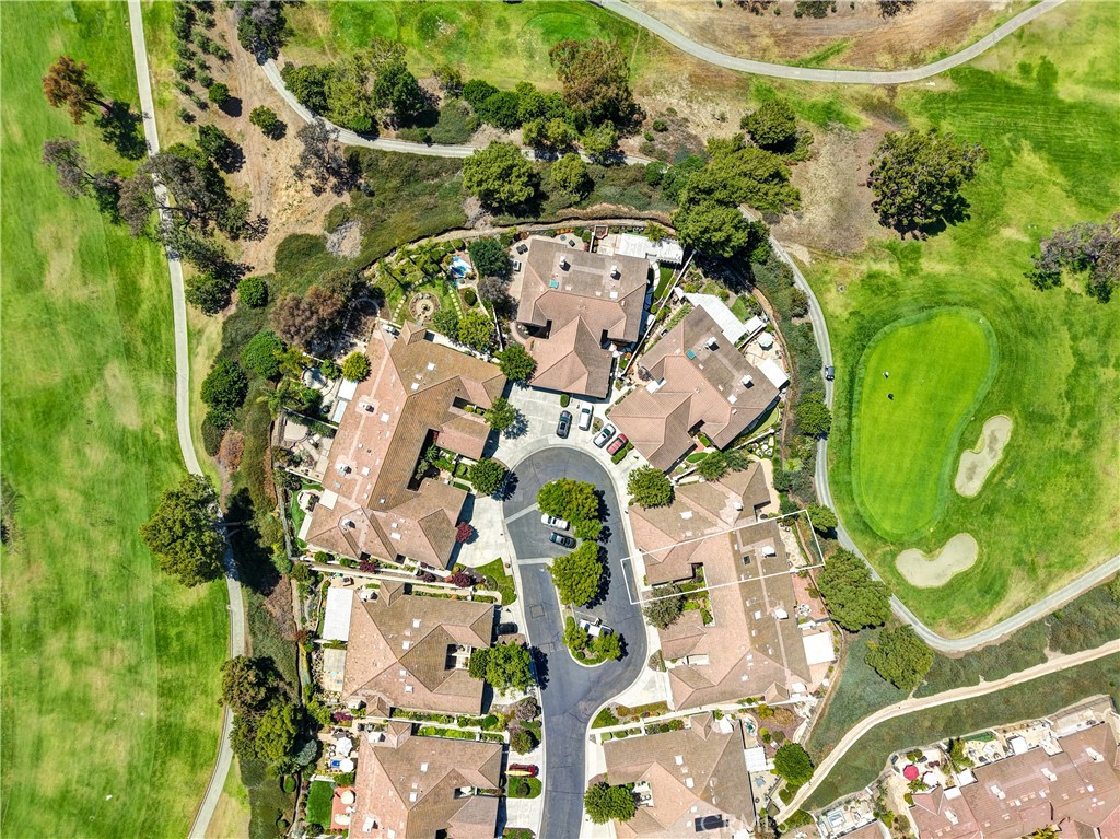 27209 Paseo Lomita