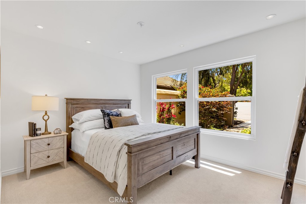 27209 Paseo Lomita