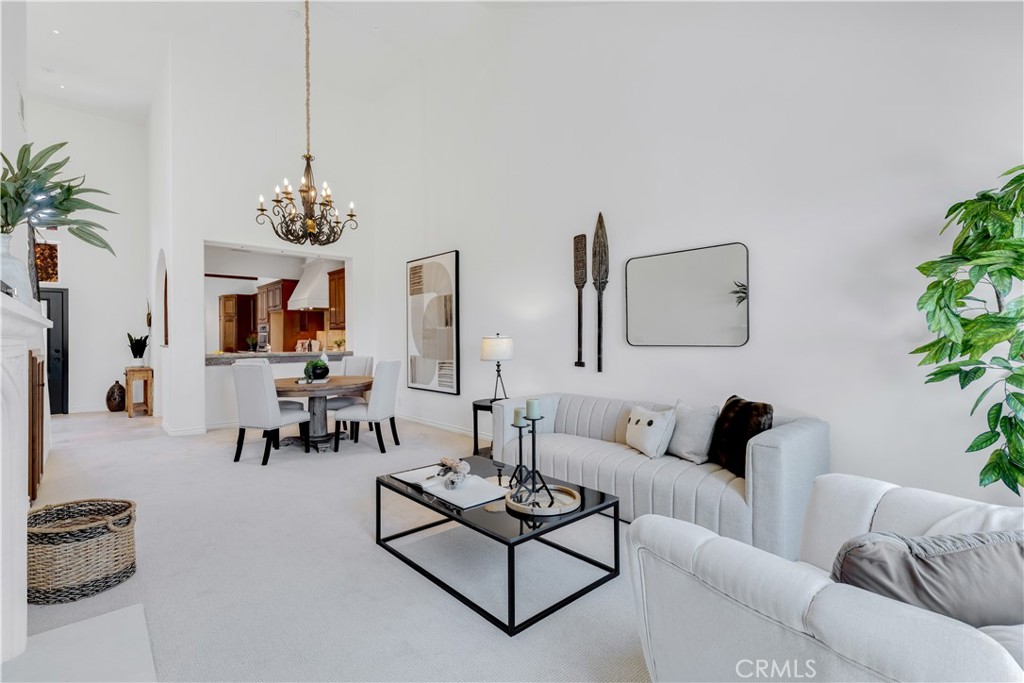 27209 Paseo Lomita