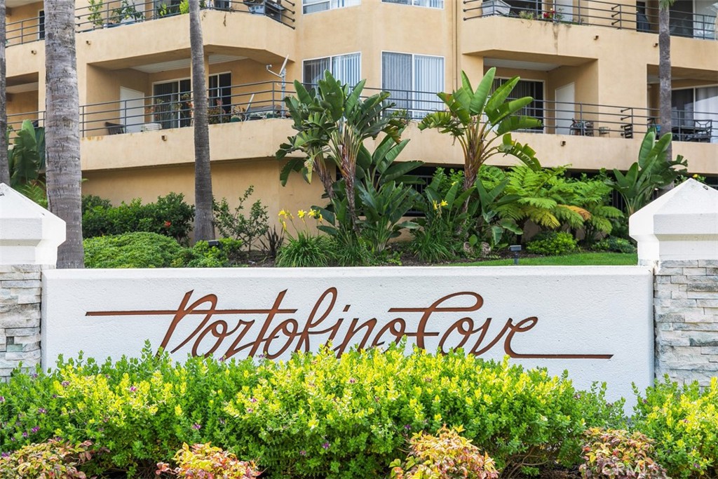 3212 Portofino Circle