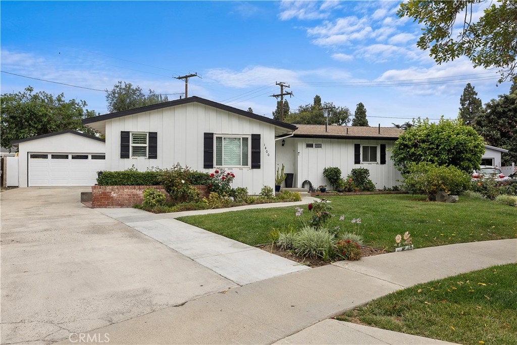 1400 W Wilshire