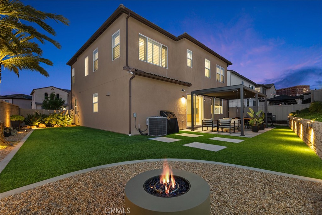 1603 Laurelwood