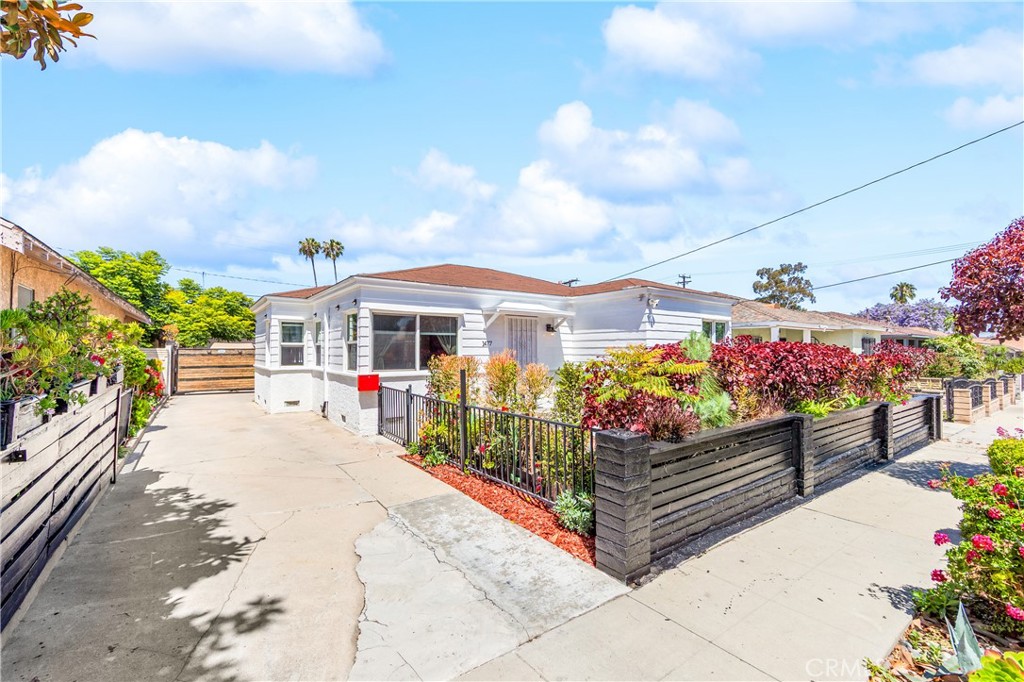 1477 Lemon Avenue