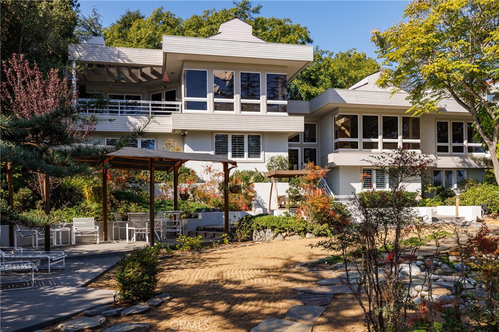 31561 Peppertree Bend