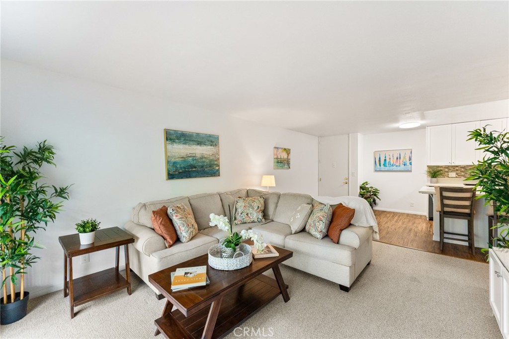 424 N Bellflower Boulevard 304