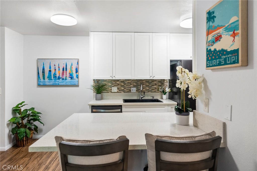 424 N Bellflower Boulevard 304