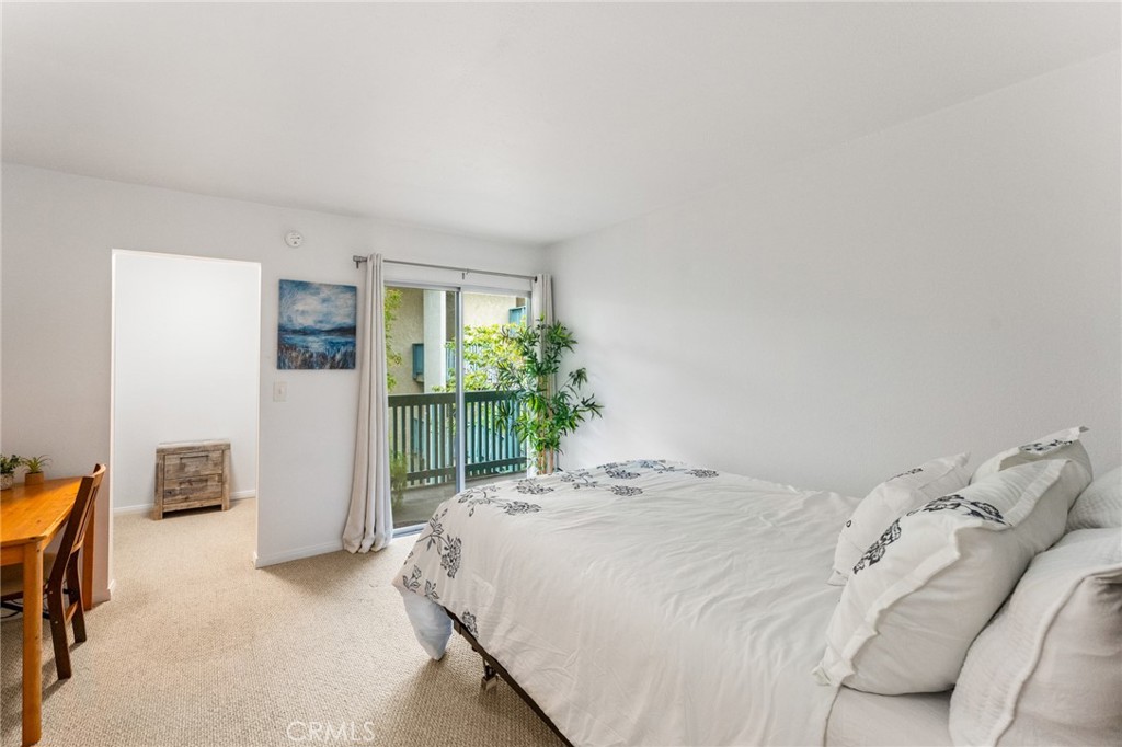 424 N Bellflower Boulevard 304