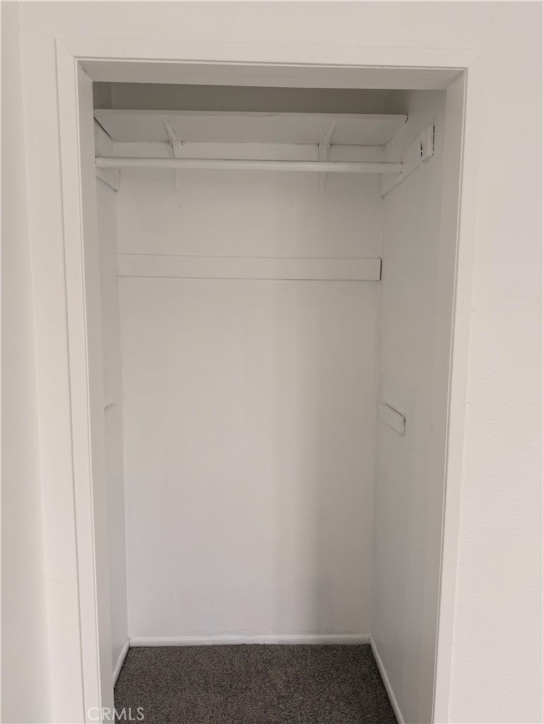 950 W Lambert 11