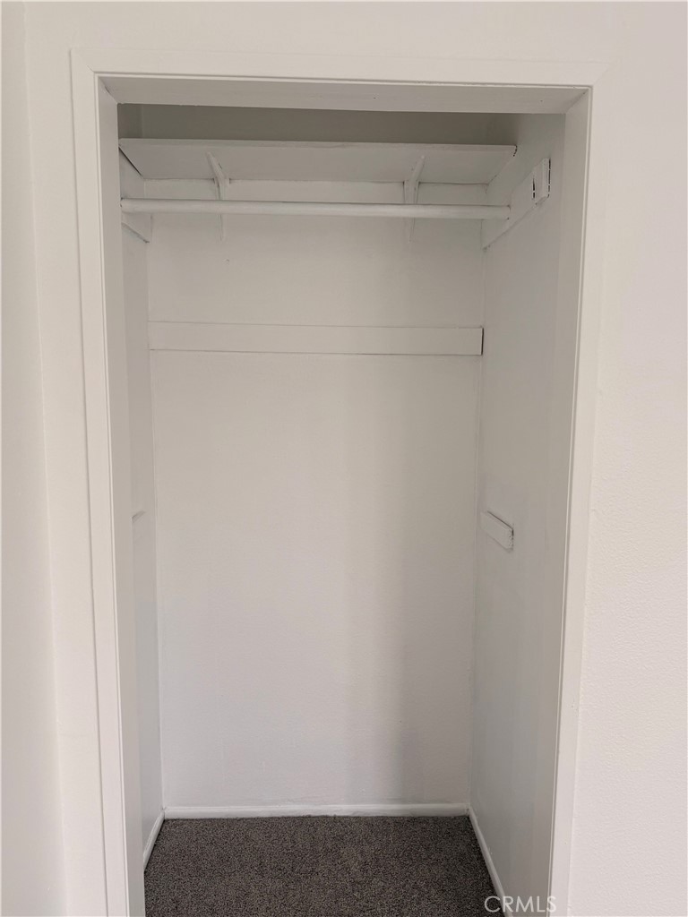 950 W Lambert 11