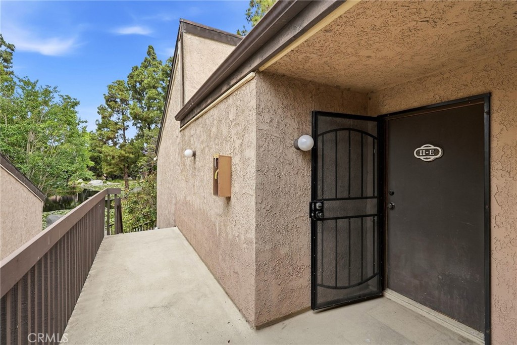 7890 E Spring Street 11E