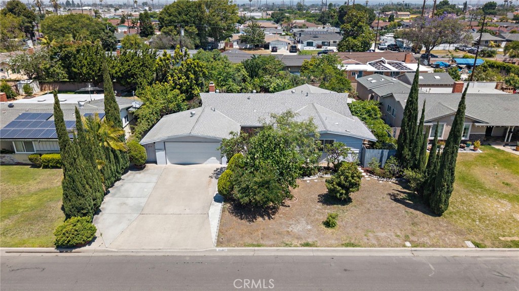 8721 La Grand Avenue