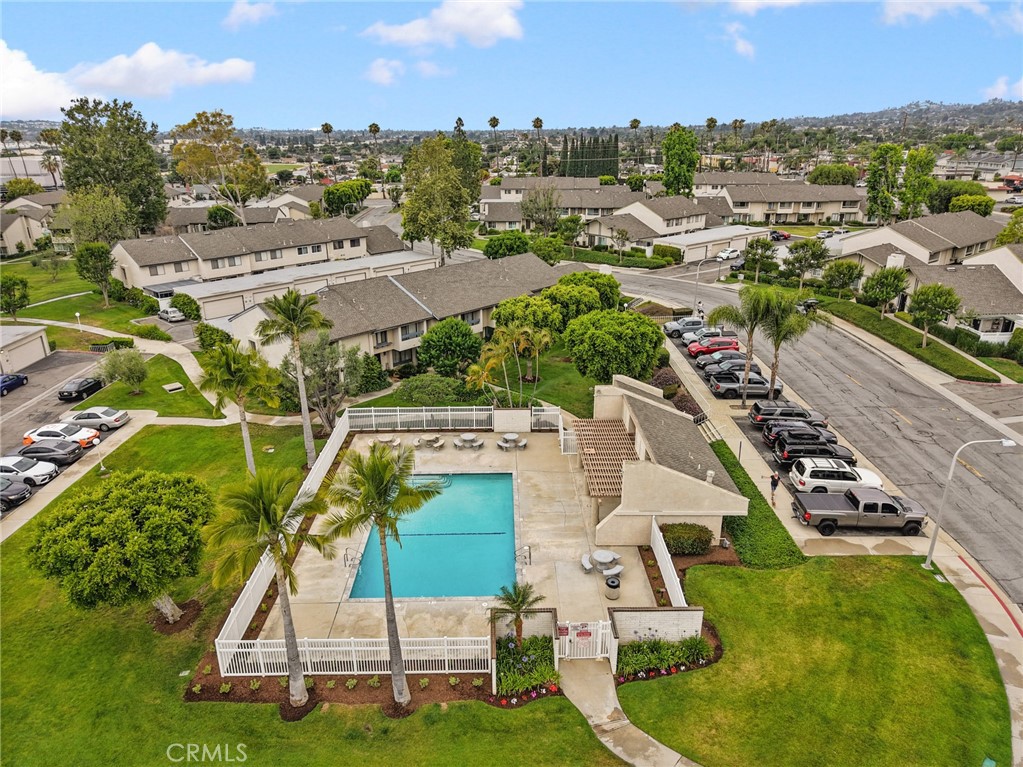 735 Leafwood Court