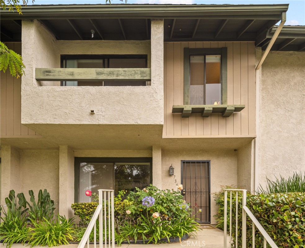 735 Leafwood Court