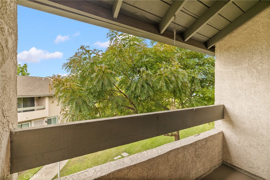 735 Leafwood Court