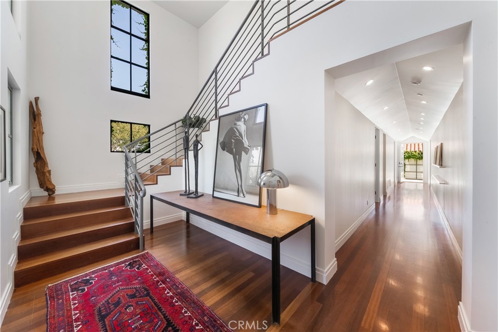 24722 Santa Clara