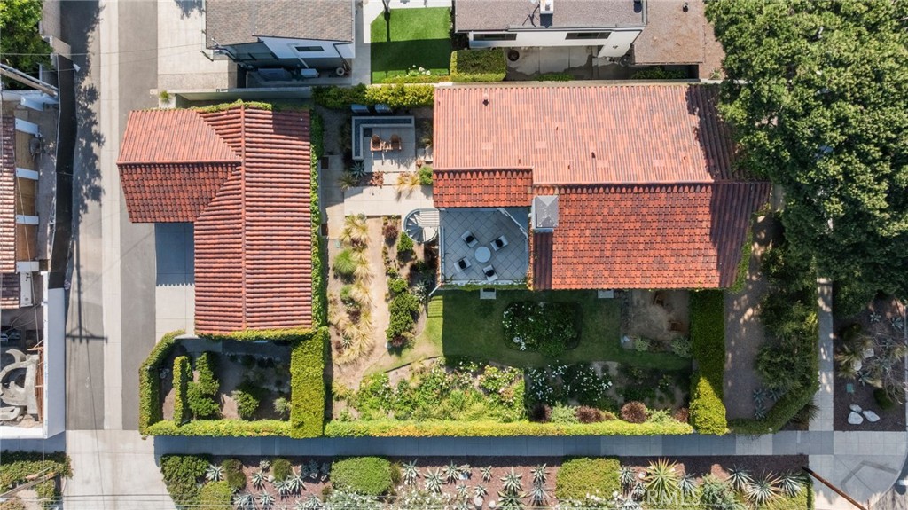 24722 Santa Clara