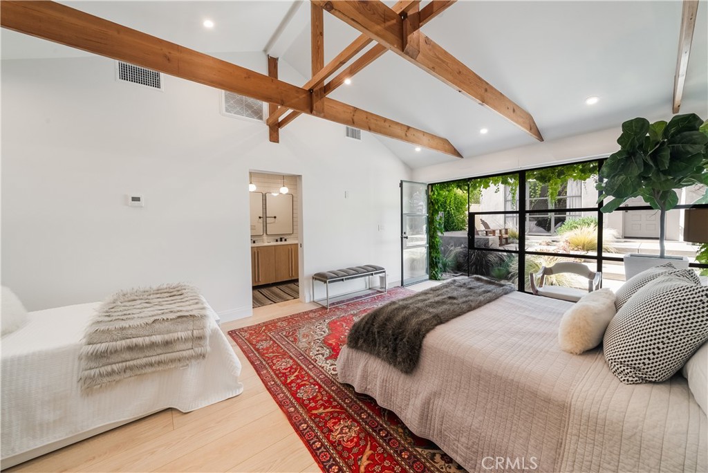 24722 Santa Clara