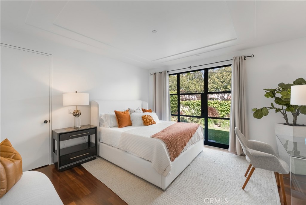 24722 Santa Clara