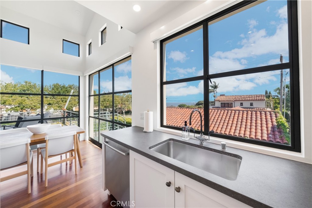 24722 Santa Clara
