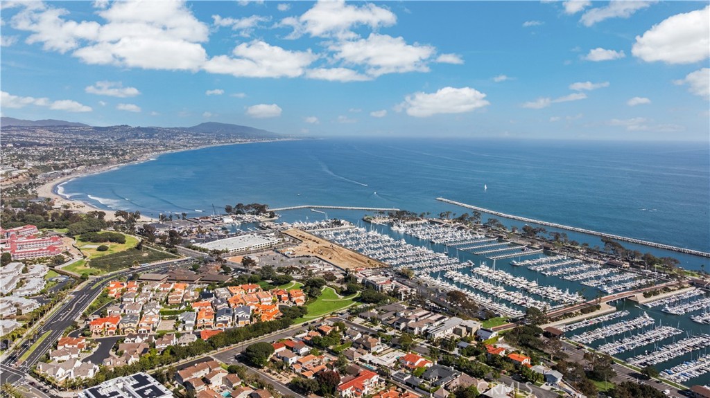 24722 Santa Clara