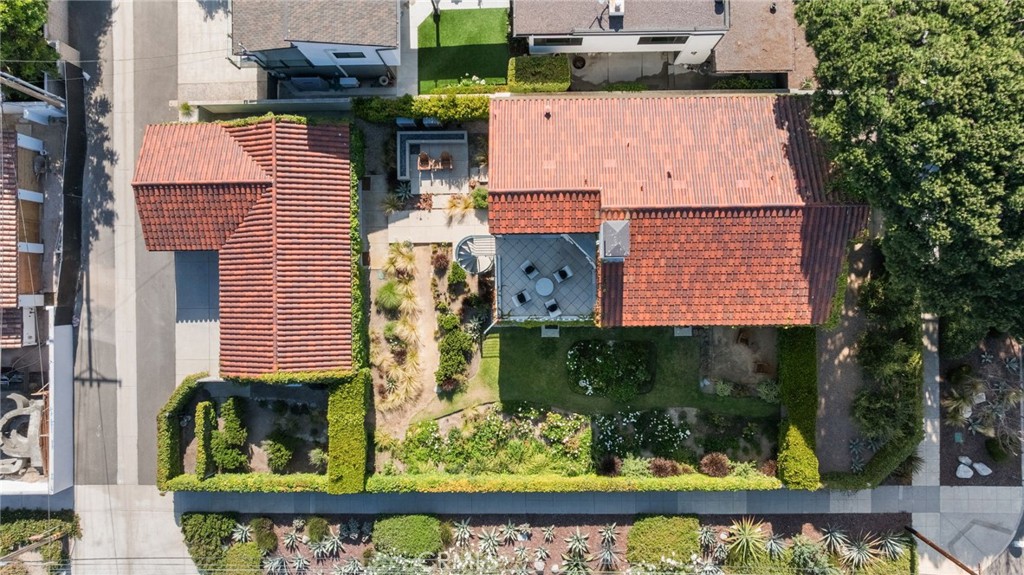 24722 Santa Clara