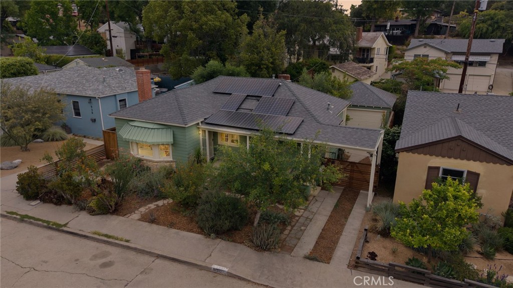 930 N Avenue 63