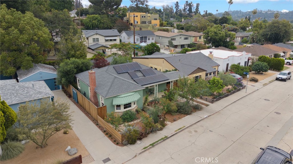 930 N Avenue 63