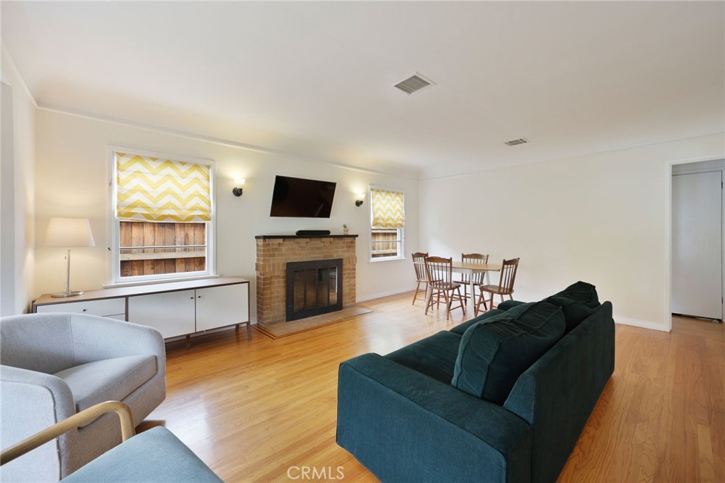 930 N Avenue 63