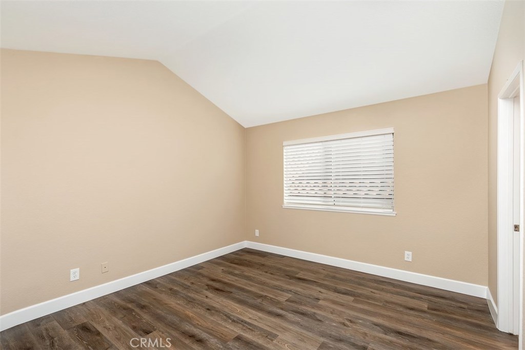 24911 Stonegate