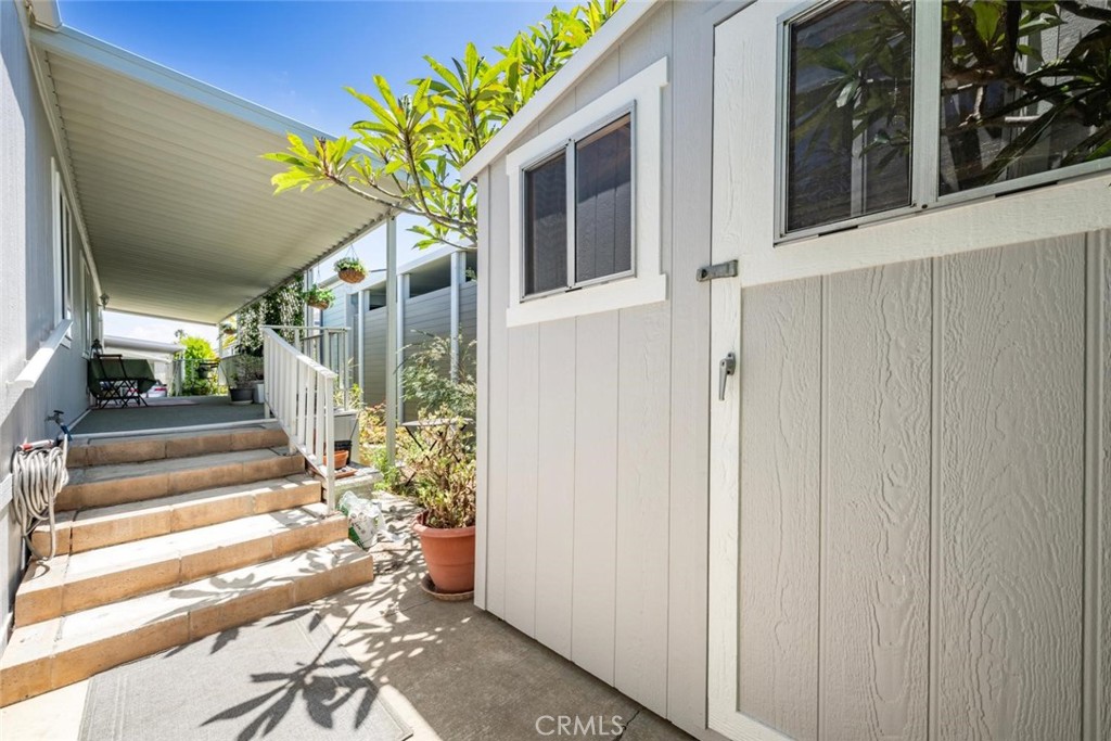 16421 Poipu Ln.