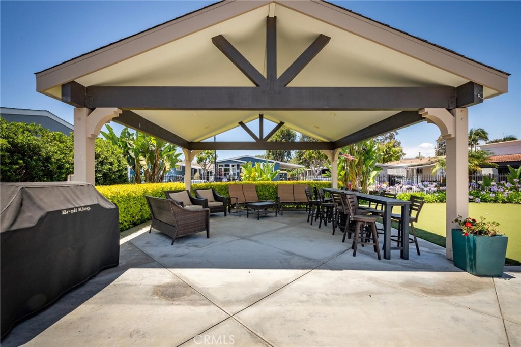 16421 Poipu Ln.