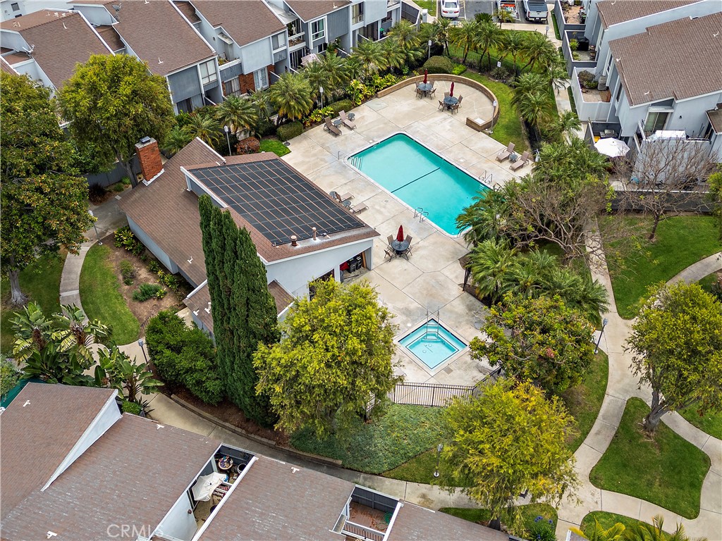 600 Lassen Ln