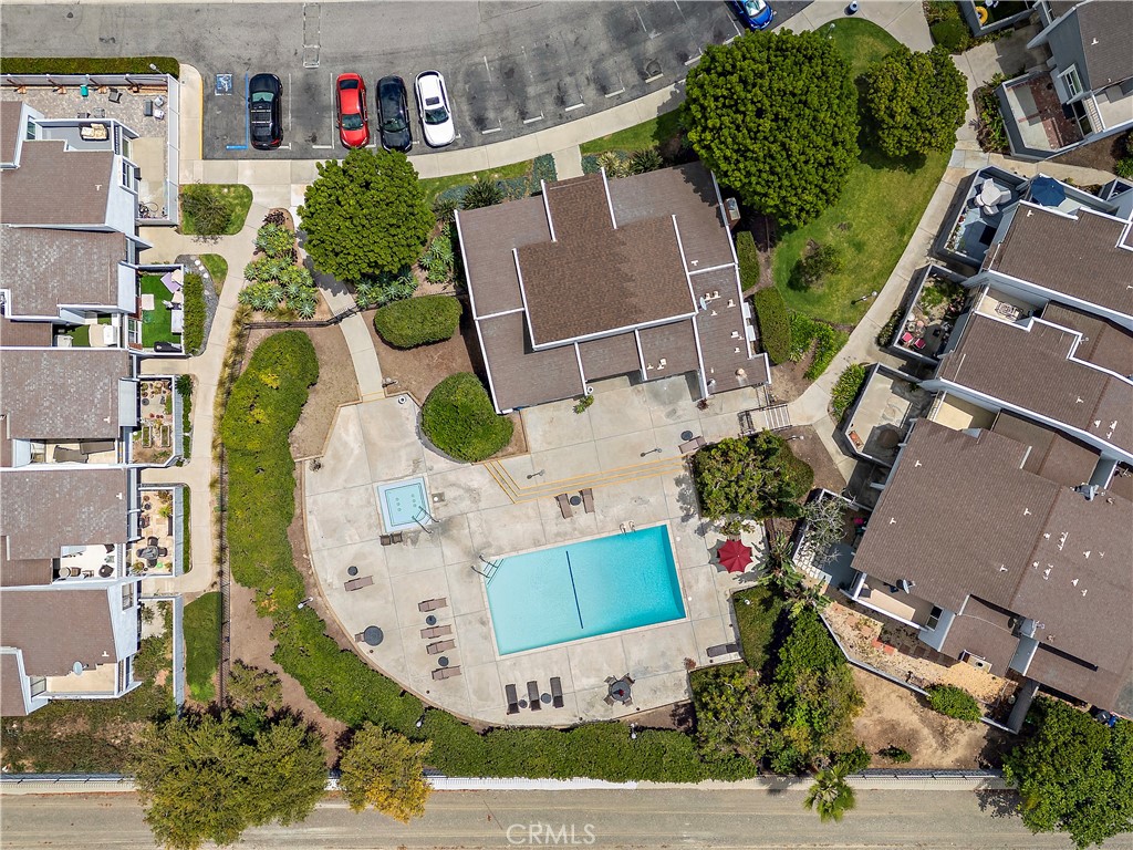 600 Lassen Ln