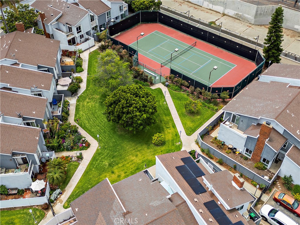 600 Lassen Ln