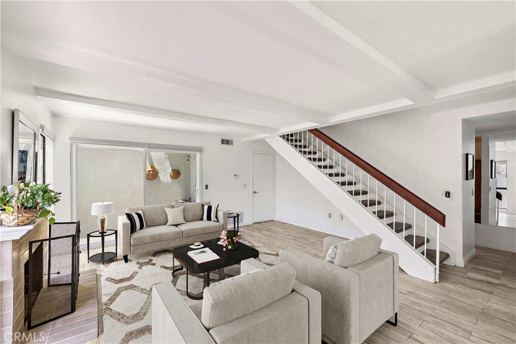 600 Lassen Ln