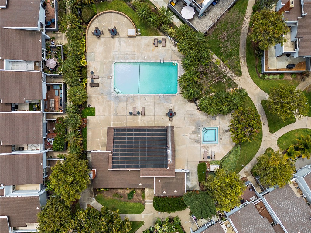 600 Lassen Ln