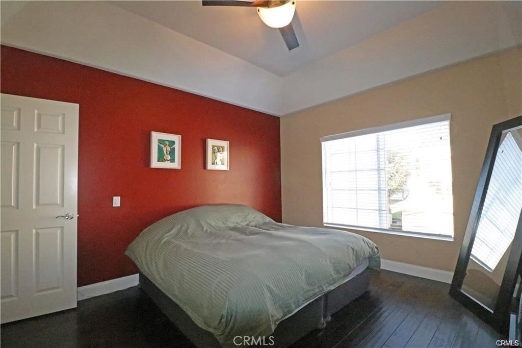 25182 Via Catalina