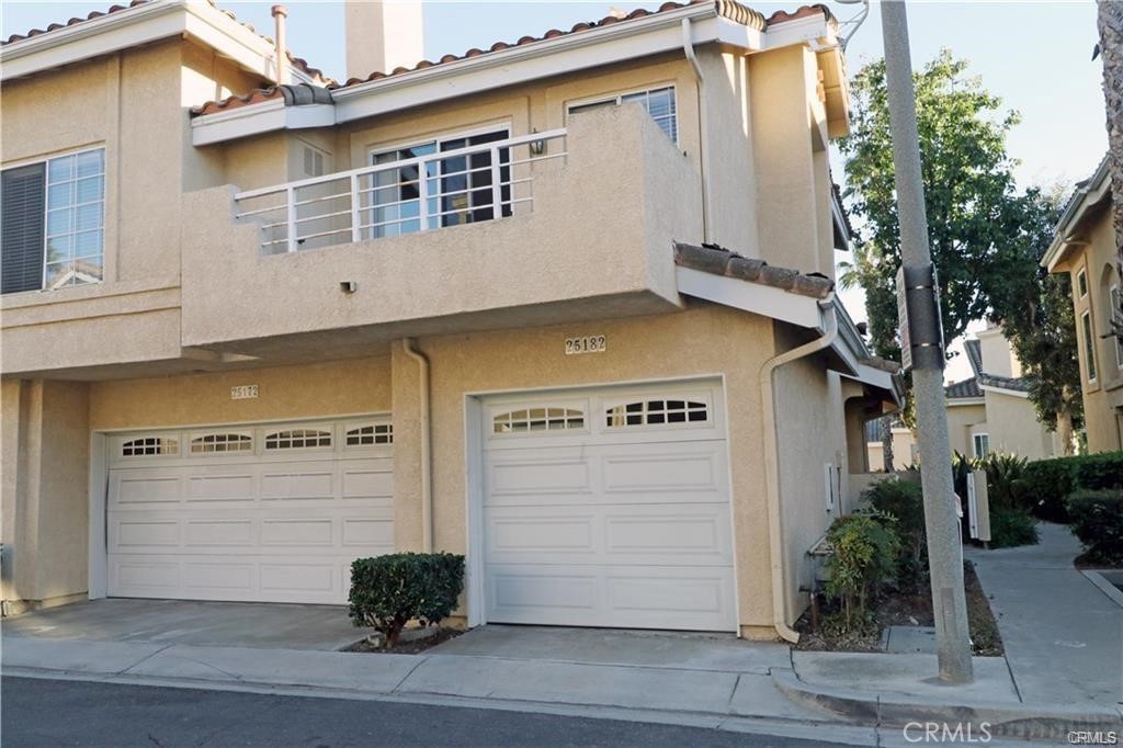 25182 Via Catalina