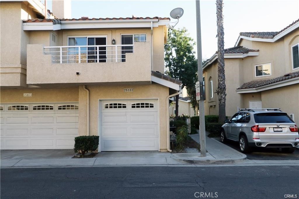 25182 Via Catalina
