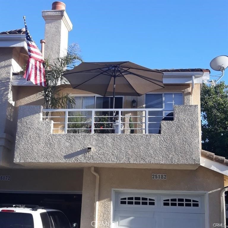 25182 Via Catalina