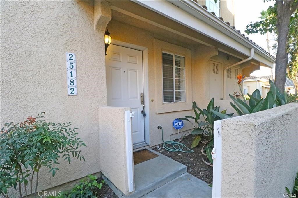 25182 Via Catalina