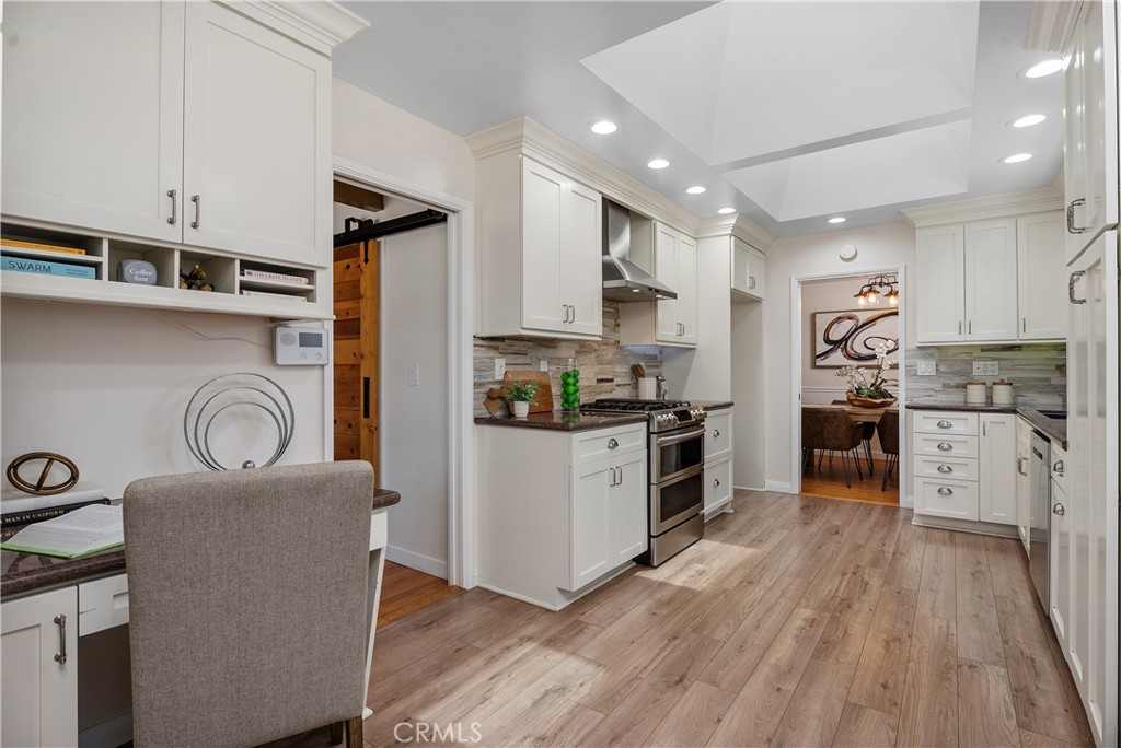 140 E Greenwood