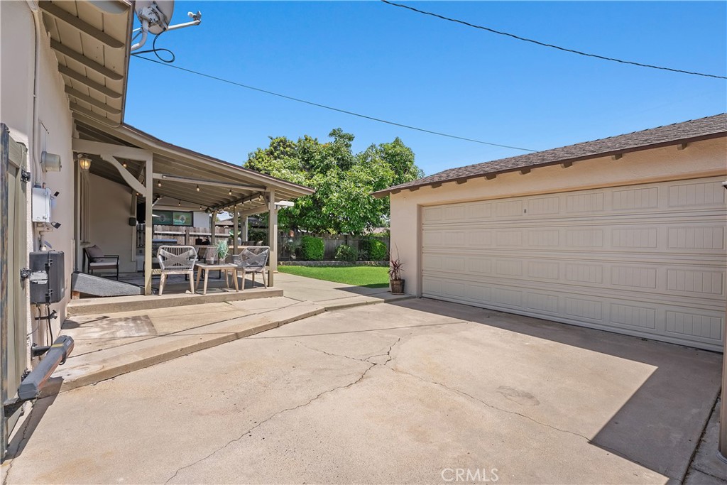 140 E Greenwood