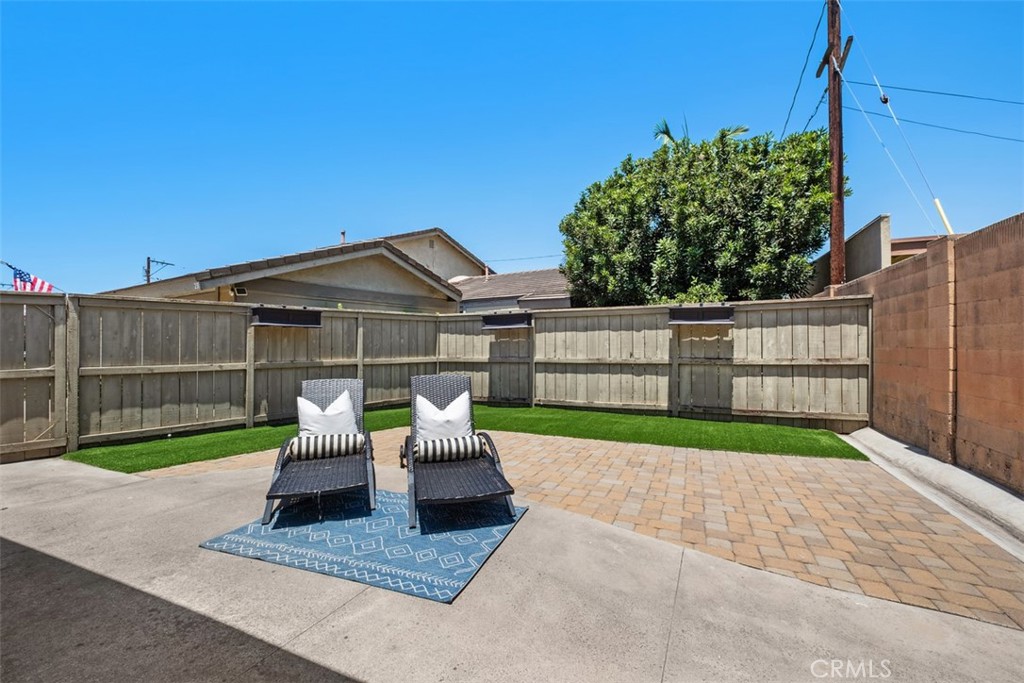 241 E Ponderosa Lane