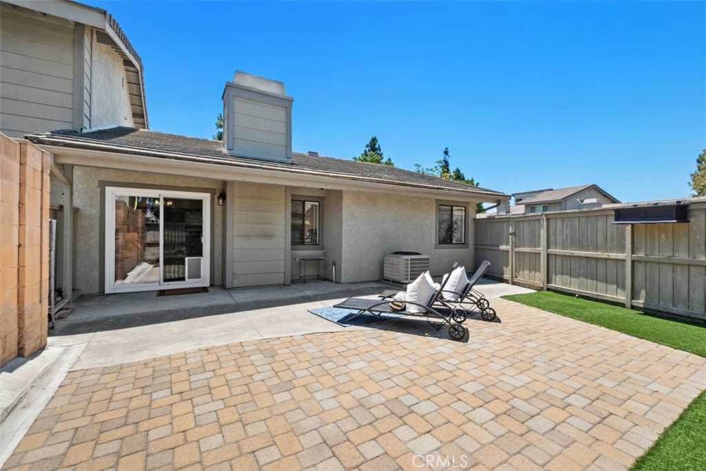 241 E Ponderosa Lane