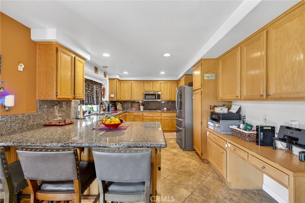 807 Lomond