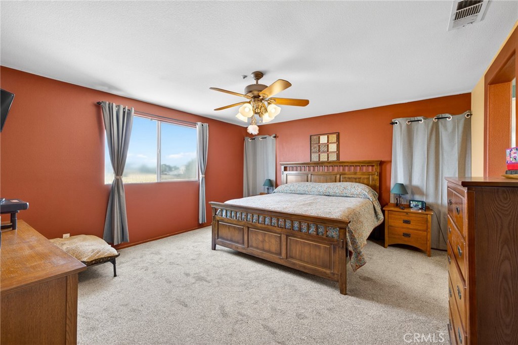 807 Lomond